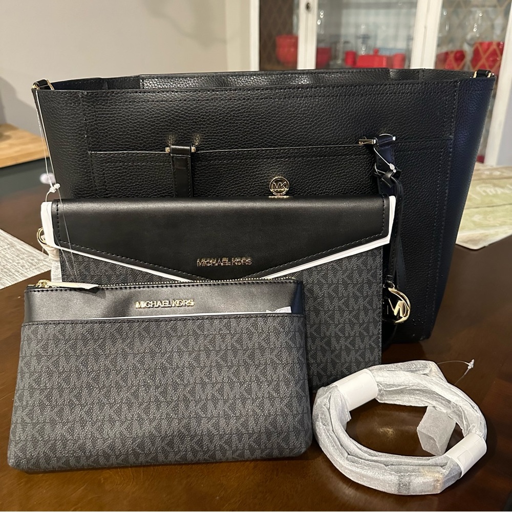 Michael kors maisie 3 in 1 tote no longer has tags or packaging